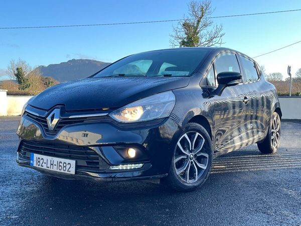 Renault Clio Hatchback, Petrol, 2018, Black