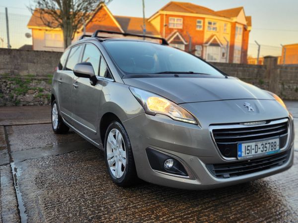Peugeot 5008 MPV, Diesel, 2015, Grey