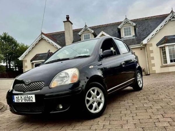 Toyota Yaris Hatchback, Petrol, 2005, Black