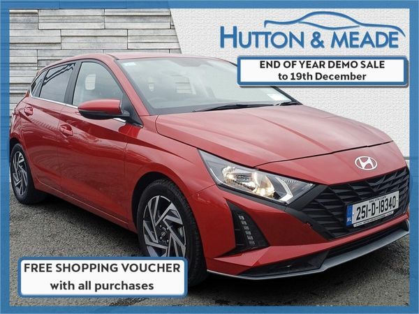 Hyundai i20 Hatchback, Petrol, 2025, Red