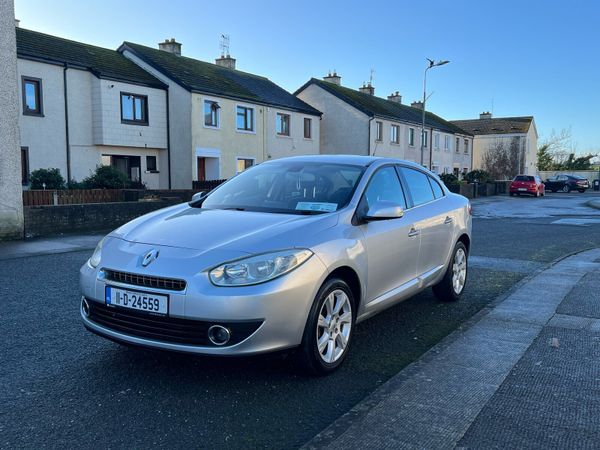 Renault Fluence Saloon, Diesel, 2011, Silver