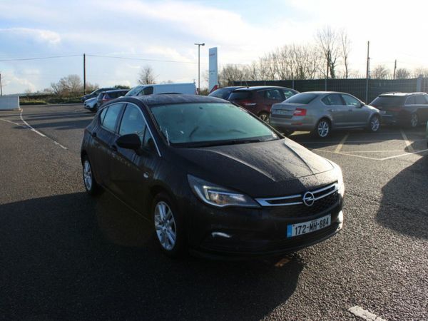 Opel Astra Hatchback, Diesel, 2017, Black