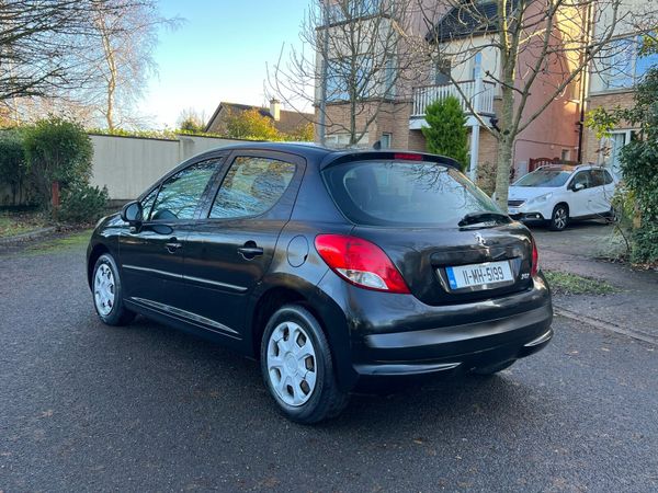 Peugeot 207 Hatchback, Diesel, 2011, Black