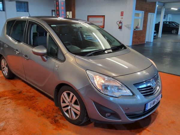 Vauxhall Meriva MPV, Diesel, 2011, Brown