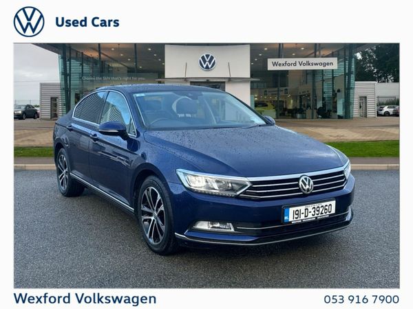 Volkswagen Passat Saloon, Diesel, 2019, Blue