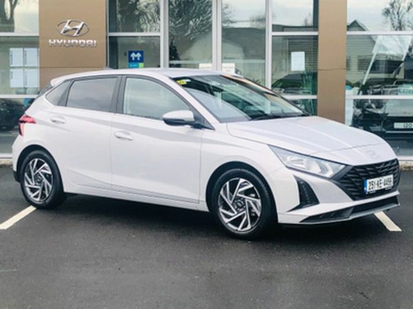 Hyundai i20 Hatchback, Petrol, 2025, Grey