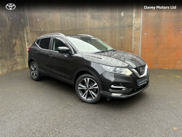 Nissan Qashqai MPV, Diesel, 2017, Black