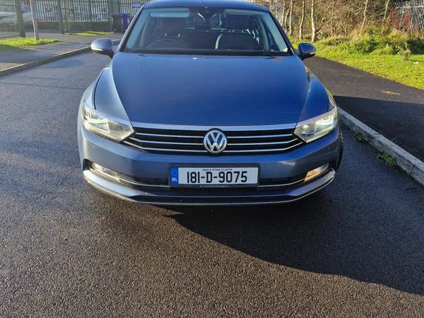 Volkswagen Passat Saloon, Diesel, 2018, Blue