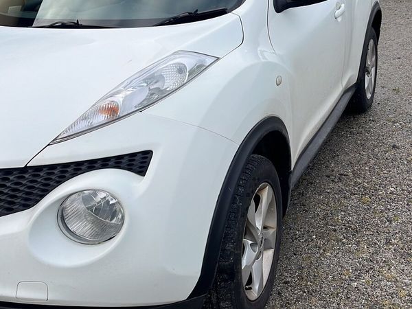 Nissan Juke SUV, Petrol, 2013, White