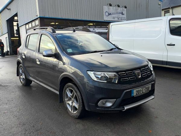 Dacia Sandero Stepway Hatchback, Diesel, 2020, Grey