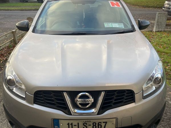 Nissan Qashqai Hatchback, Diesel, 2011, Silver