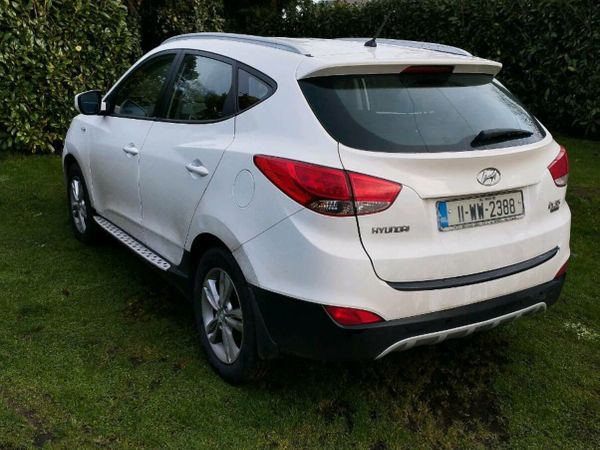Hyundai ix35 SUV, Diesel, 2011, White