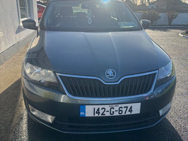 Skoda Rapid Hatchback, Diesel, 2014, Grey