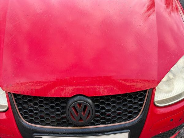 Volkswagen Golf Hatchback, Petrol, 2006, Red