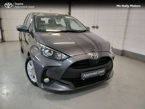 Toyota Yaris Hatchback, Petrol, 2022, Grey