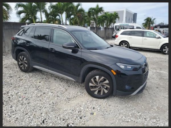 Volkswagen Tiguan SUV, Diesel, 2011, Brown