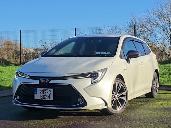 Toyota Corolla Estate, Petrol Hybrid, 2020, White