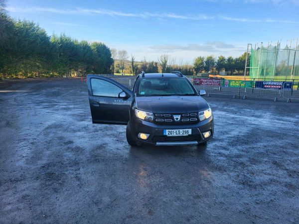 Dacia Sandero Stepway Hatchback, Diesel, 2020, Grey