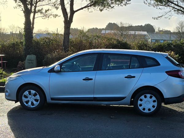 Renault Megane Estate, Diesel, 2012, Silver