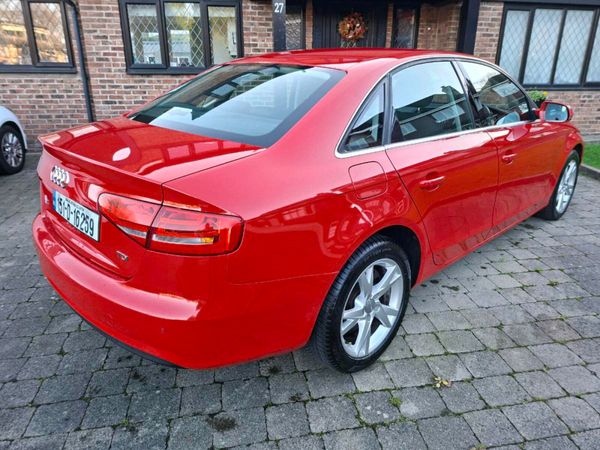 Audi A4 Saloon, Diesel, 2015, Red