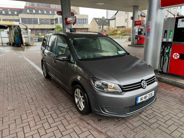 Volkswagen Touran MPV, Diesel, 2014, Grey