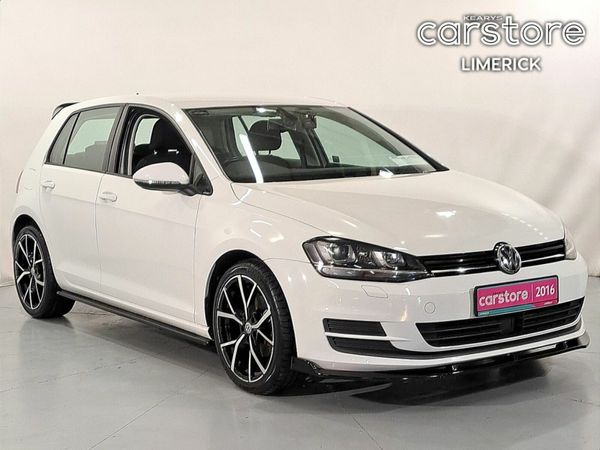 Volkswagen Golf Hatchback, Petrol, 2016, White