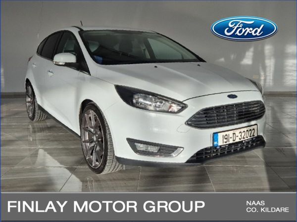 Ford Focus Hatchback, Petrol, 2019, White