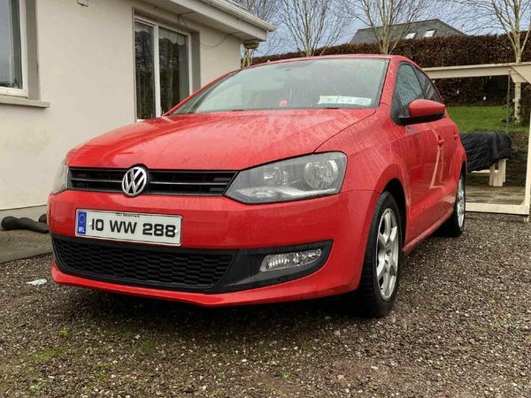 Volkswagen Polo Hatchback, Petrol, 2010, Red