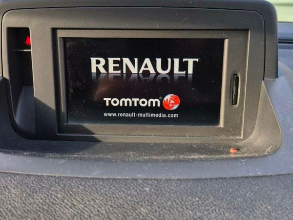 Renault Fluence Saloon, Diesel, 2012, Silver