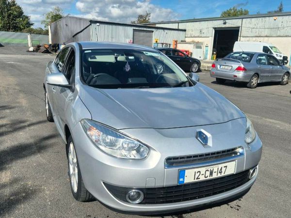Renault Fluence Saloon, Diesel, 2012, Silver