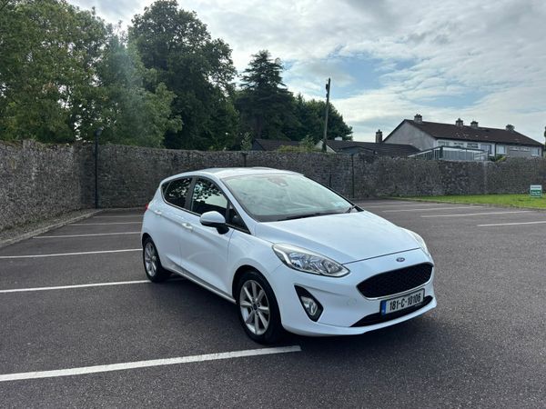 Ford Fiesta Hatchback, Petrol, 2018, White