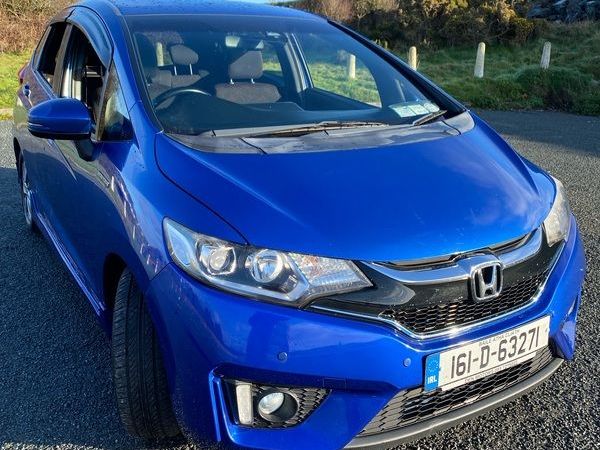 Honda Fit Hatchback, Petrol Hybrid, 2016, Blue