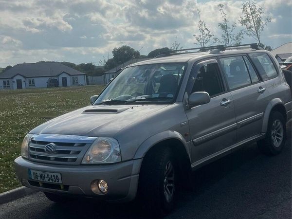 Suzuki Grand Vitara SUV, Diesel, 2006, Beige