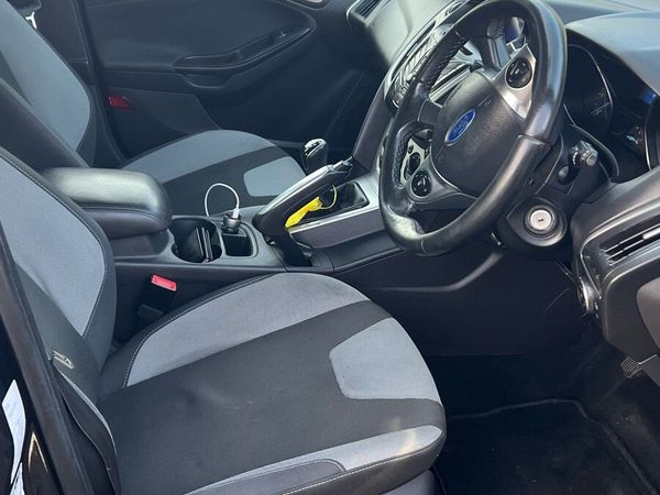 Ford Focus Hatchback, Diesel, 2011, Black