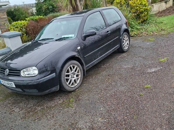 Volkswagen Golf Hatchback, Petrol, 2002, Black