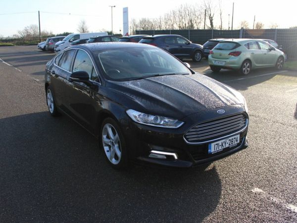 Ford Mondeo Hatchback, Diesel, 2017, Black