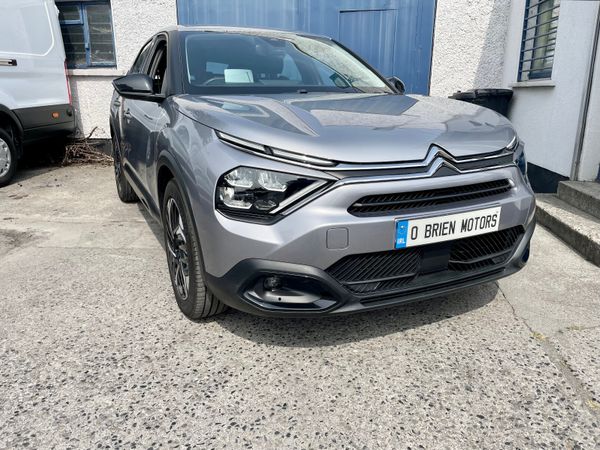 Citroen C4 Hatchback, Diesel, 2022, Grey