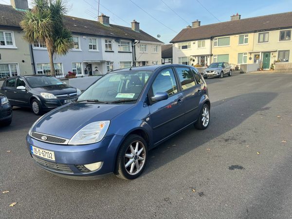 Ford Fiesta Hatchback, Petrol, 2005, Blue