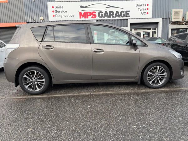 Toyota Verso MPV, Diesel, 2016, Grey