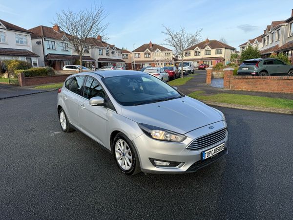 Ford Focus Hatchback, Petrol, 2017, Silver