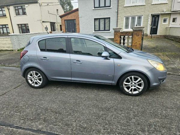 Vauxhall Corsa Hatchback, Petrol, 2009, Silver