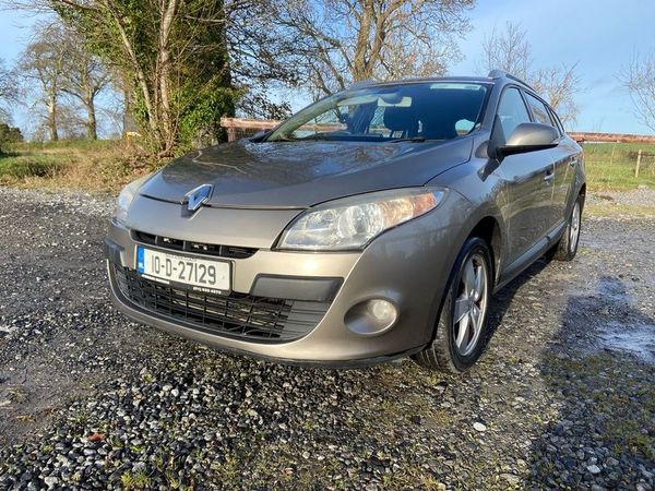 Renault Megane Estate, Diesel, 2010, Gold