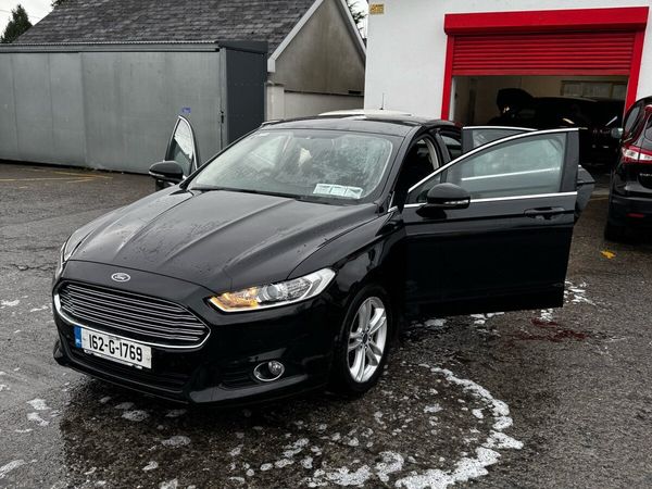 Ford Mondeo Hatchback, Diesel, 2016, Black