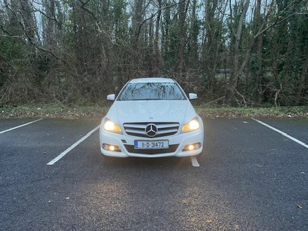 Mercedes-Benz C-Class Coupe, Petrol, 2011, White