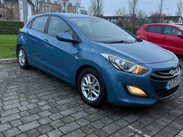 Hyundai i30 Hatchback, Petrol, 2014, Blue