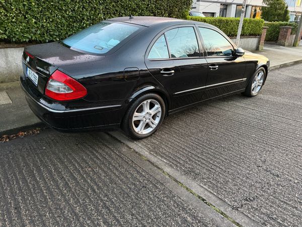 Mercedes-Benz E-Class Saloon, Petrol, 2008, Black