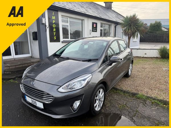 Ford Fiesta Hatchback, Petrol, 2019, Grey