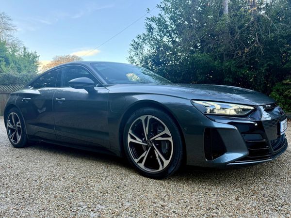 Audi e-tron GT quattro Hatchback, Electric, 2023, Grey