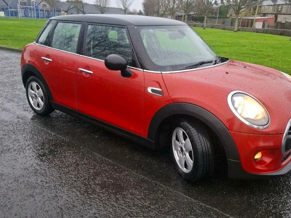 Mini One , Diesel, 2015, Red