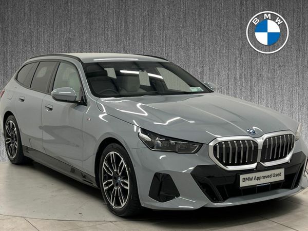 BMW 5-Series Estate, Petrol Plug-in Hybrid, 2025, Grey
